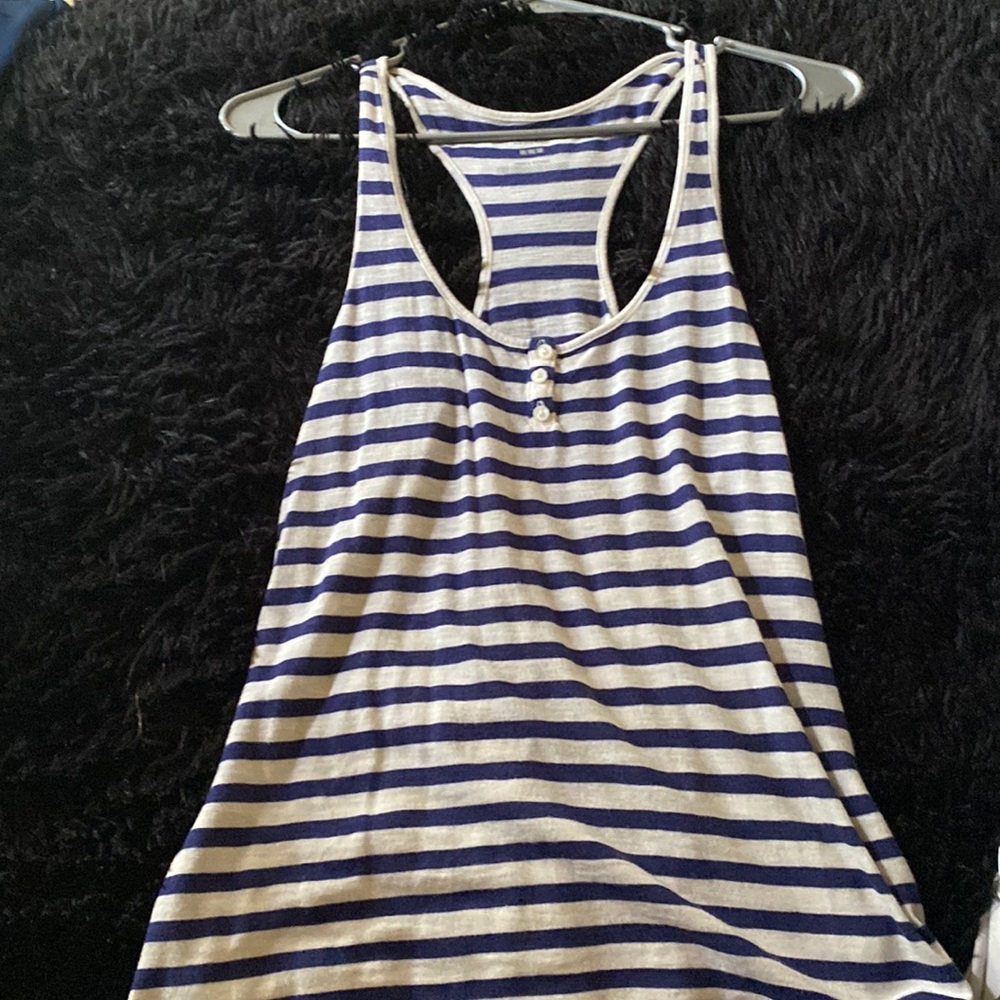 old navy tank